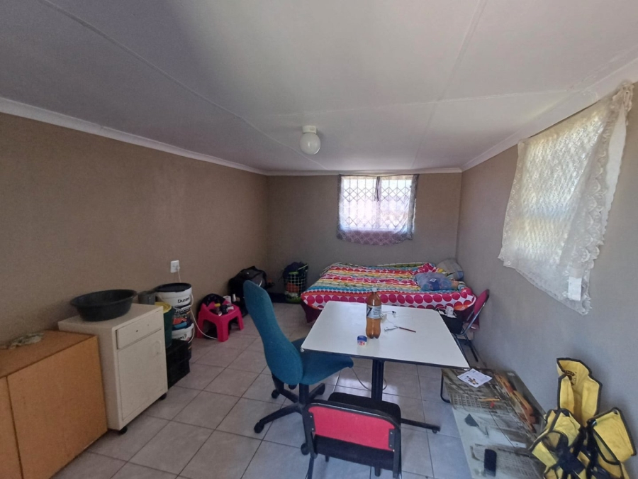 2 Bedroom Property for Sale in Govan Mbeki Eastern Cape